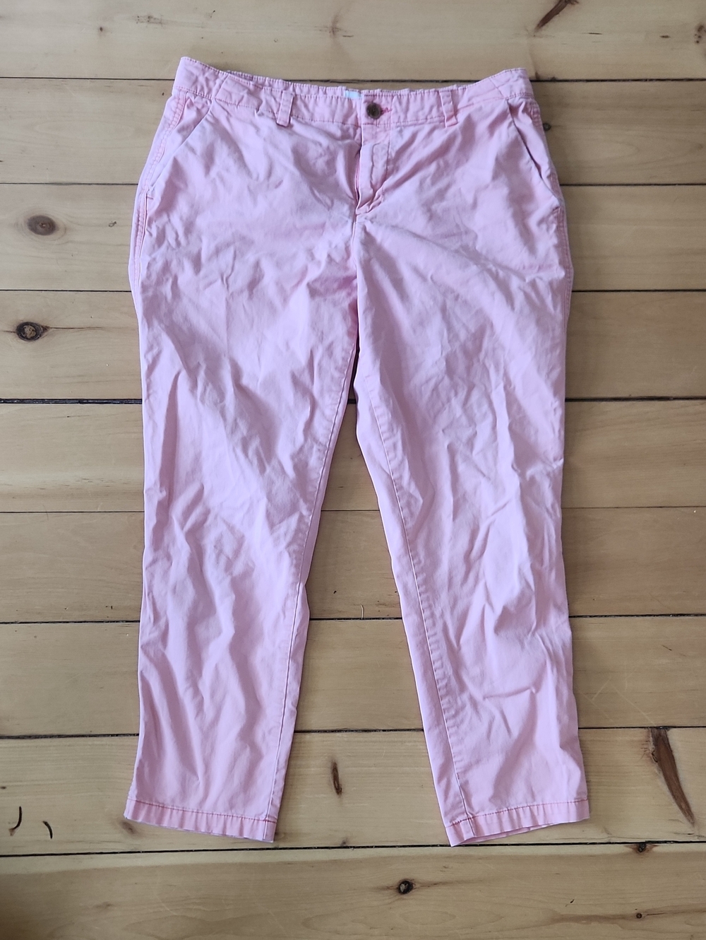 GAP Women's Pale Pink Cropped Chino Pants